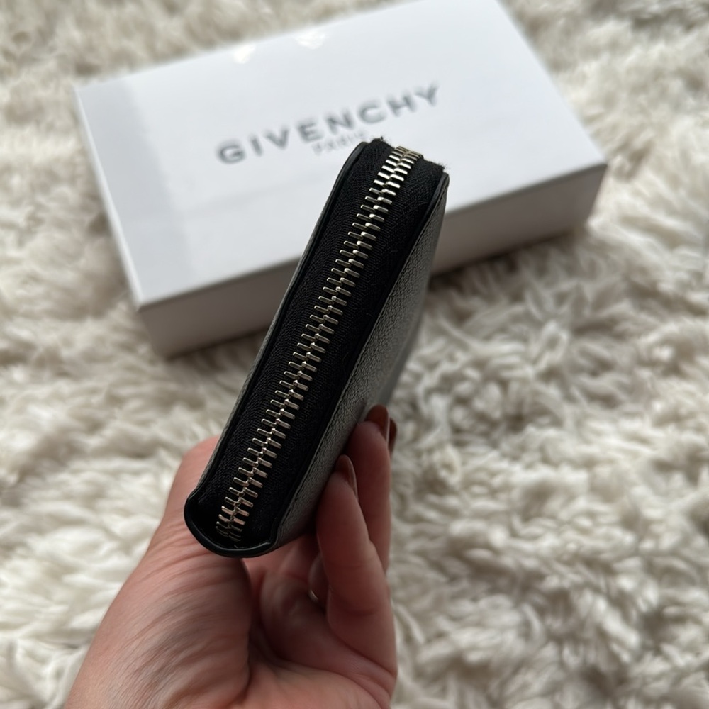 Givenchy Pandora Leather Zip Wallet - Picture 5 of 9